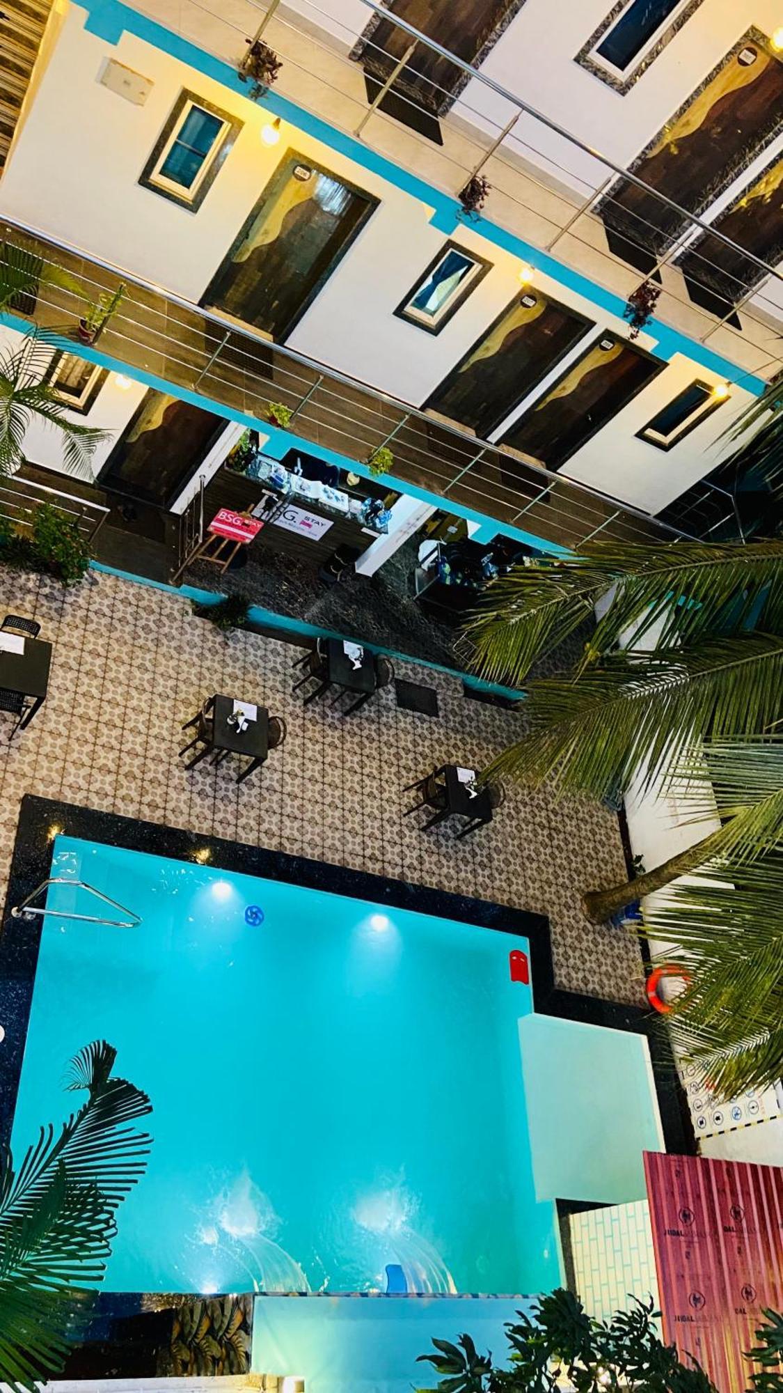 Bsg Stay - Turtle Beach Morjim Goa Esterno foto